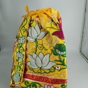 潮繡蓮花衣T-米黃