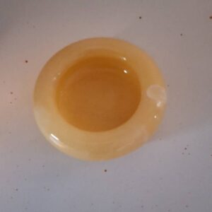 玉石油杯